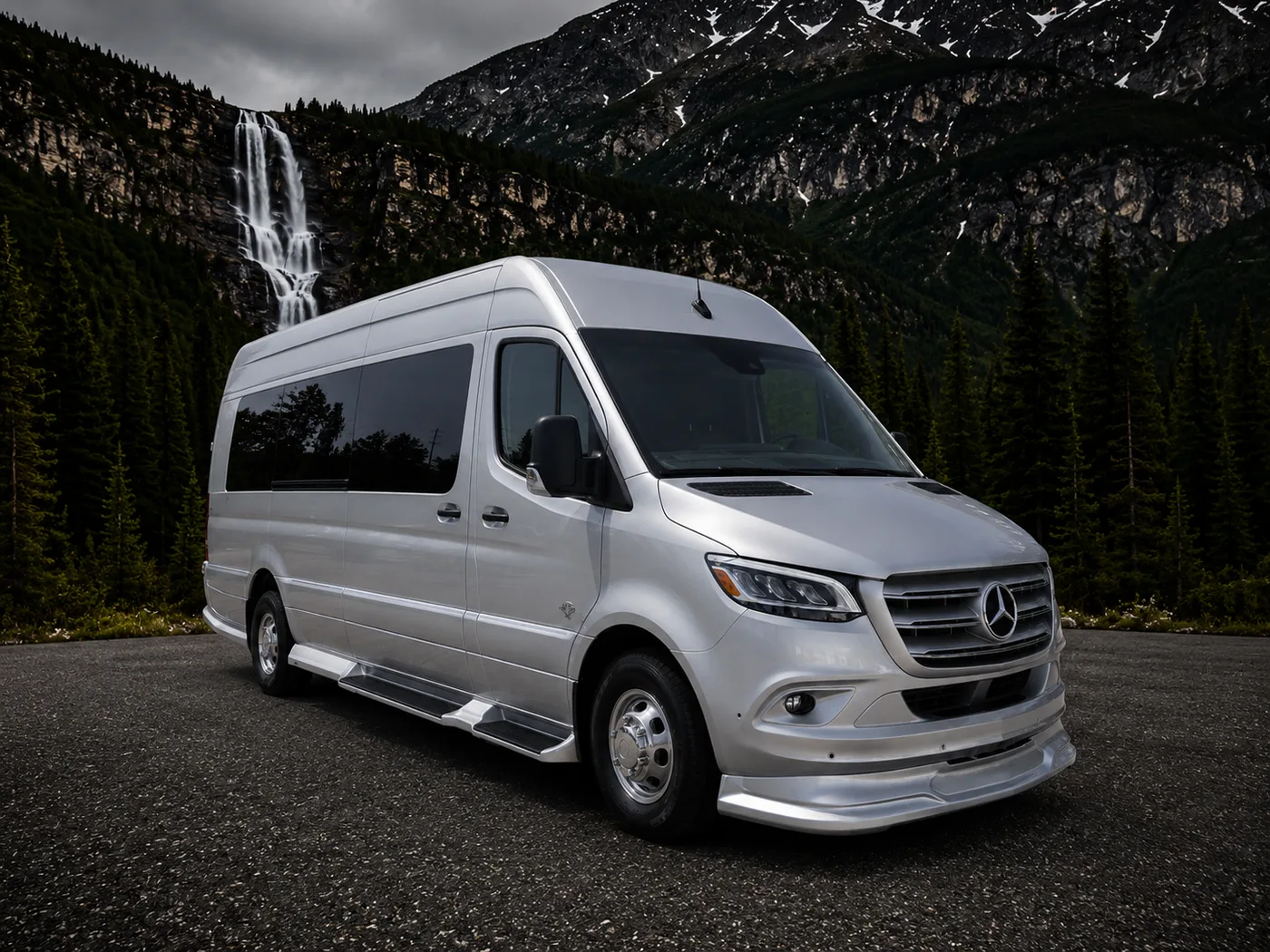 Mercedes-Benz OGV V Cruise 10OTB Sprinter Van - View 4