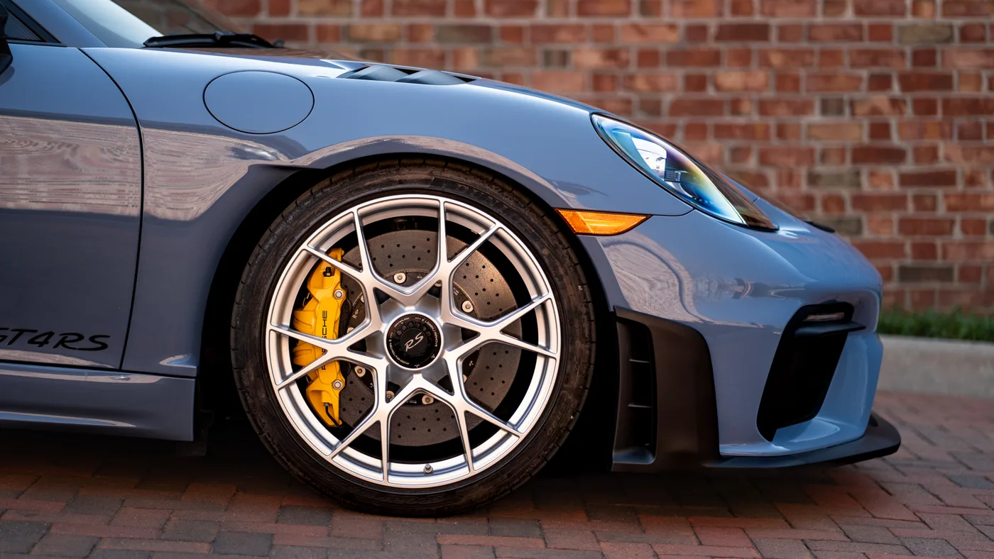2023 Porsche GT4 RS - View 6