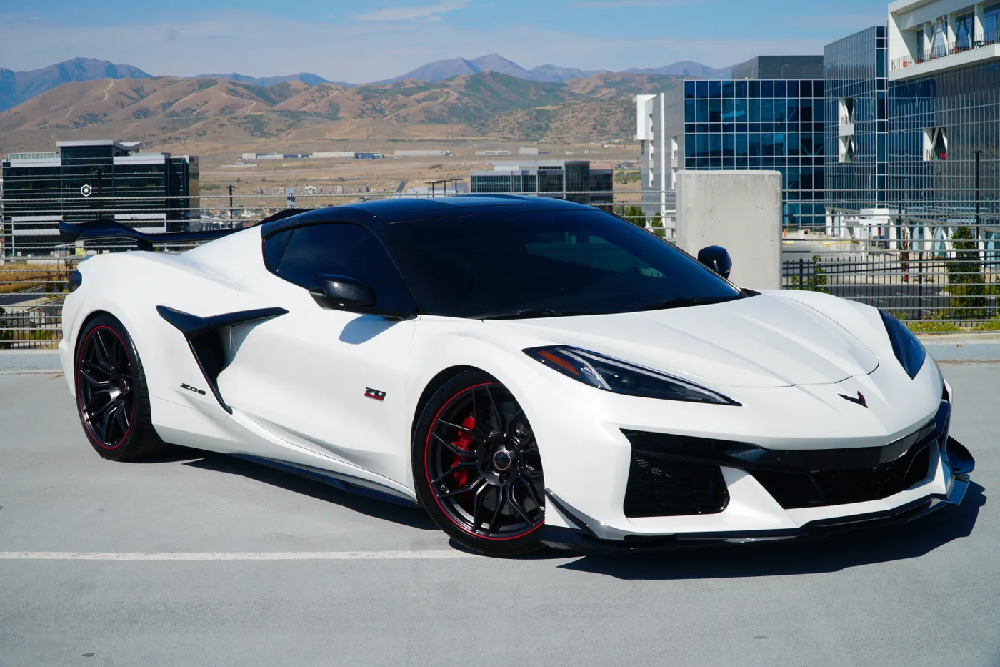 Chevrolet Corvette C8 Z06 Z07 70th Anniversary Coupe - View 5