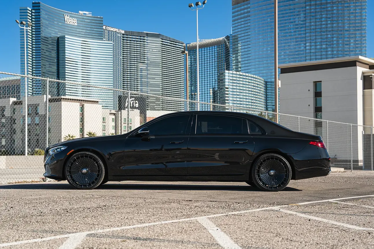 Maybach S680 - View 4