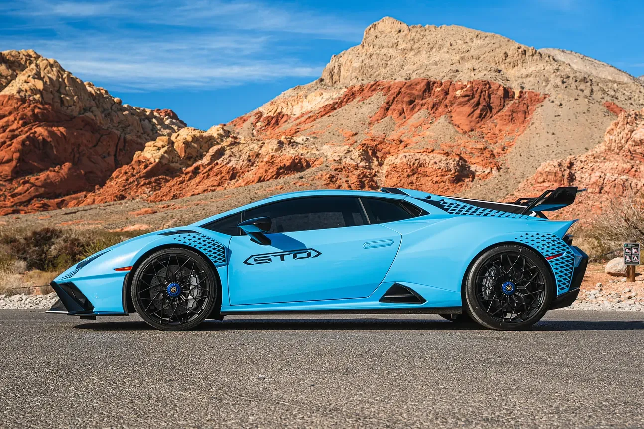 Huracan STO - View 5