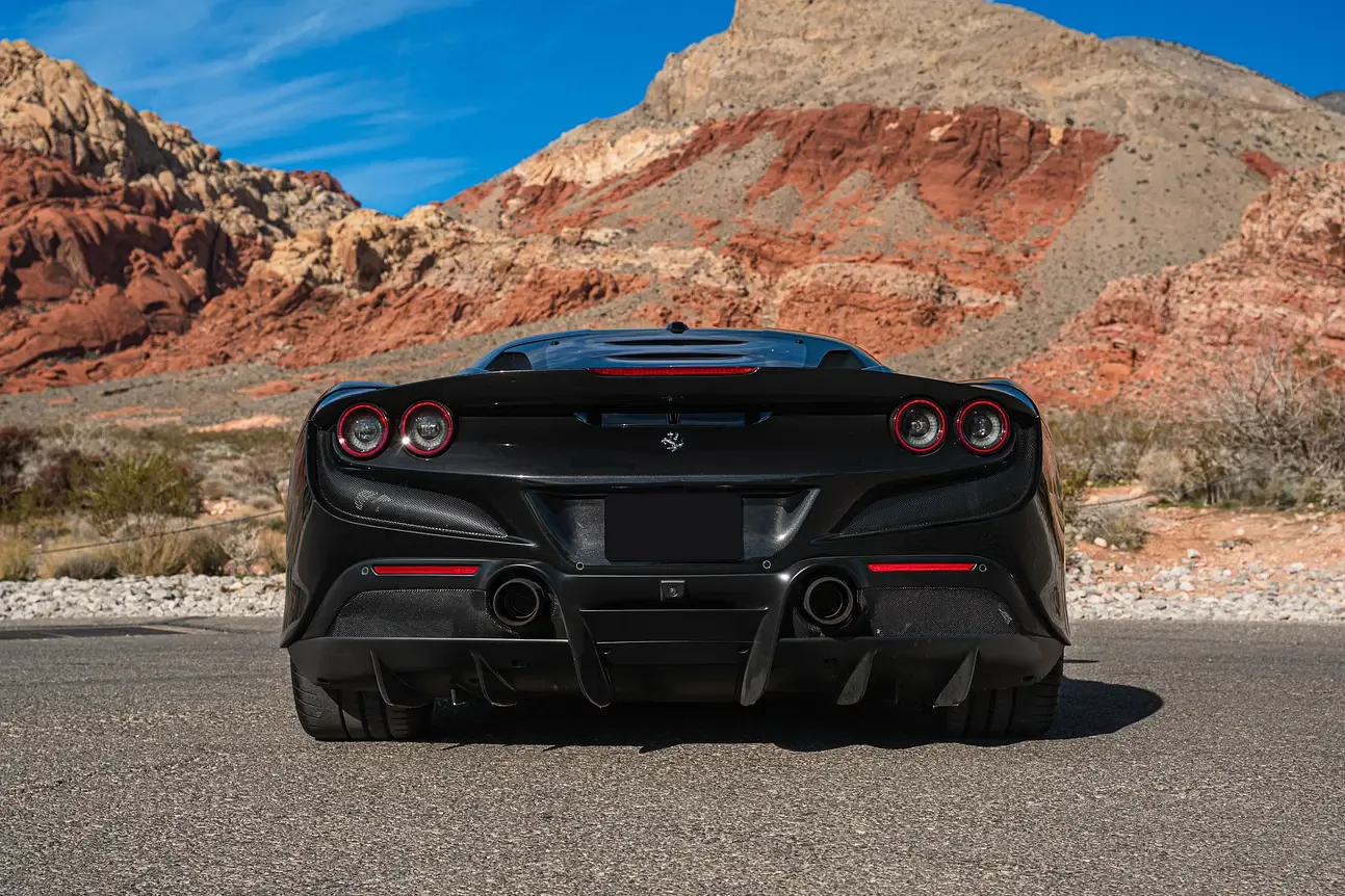 F8 Tributo - View 5