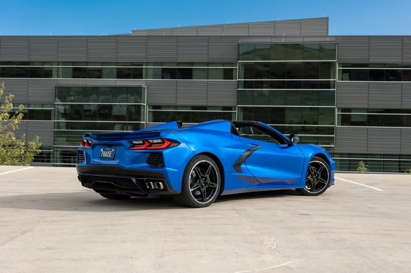 Chevrolet C8 Corvette - View 3