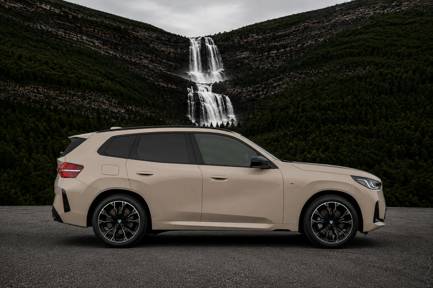 BMW X3M - View 3