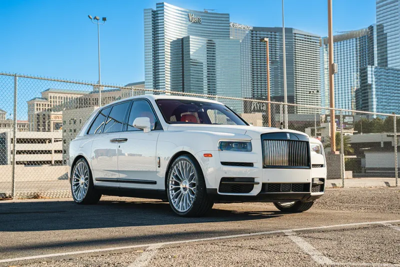 White Rolls Royce Black Badge