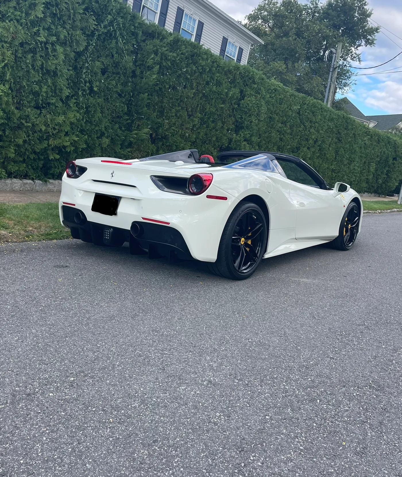 2019 Ferrari 488 Spider - View 10
