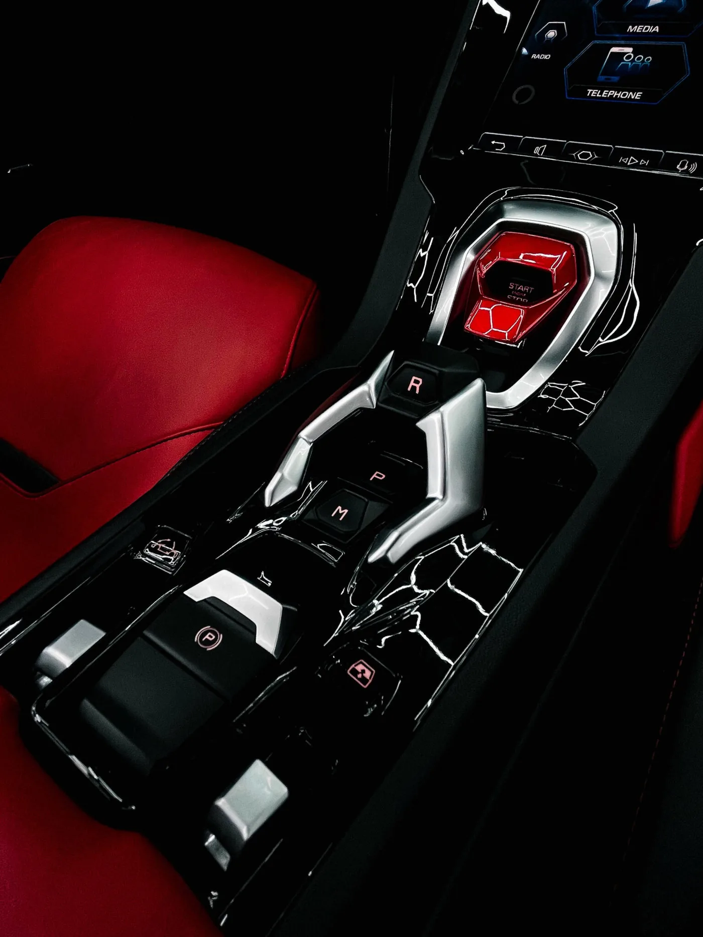 Lamborghini Evo Spider - View 8