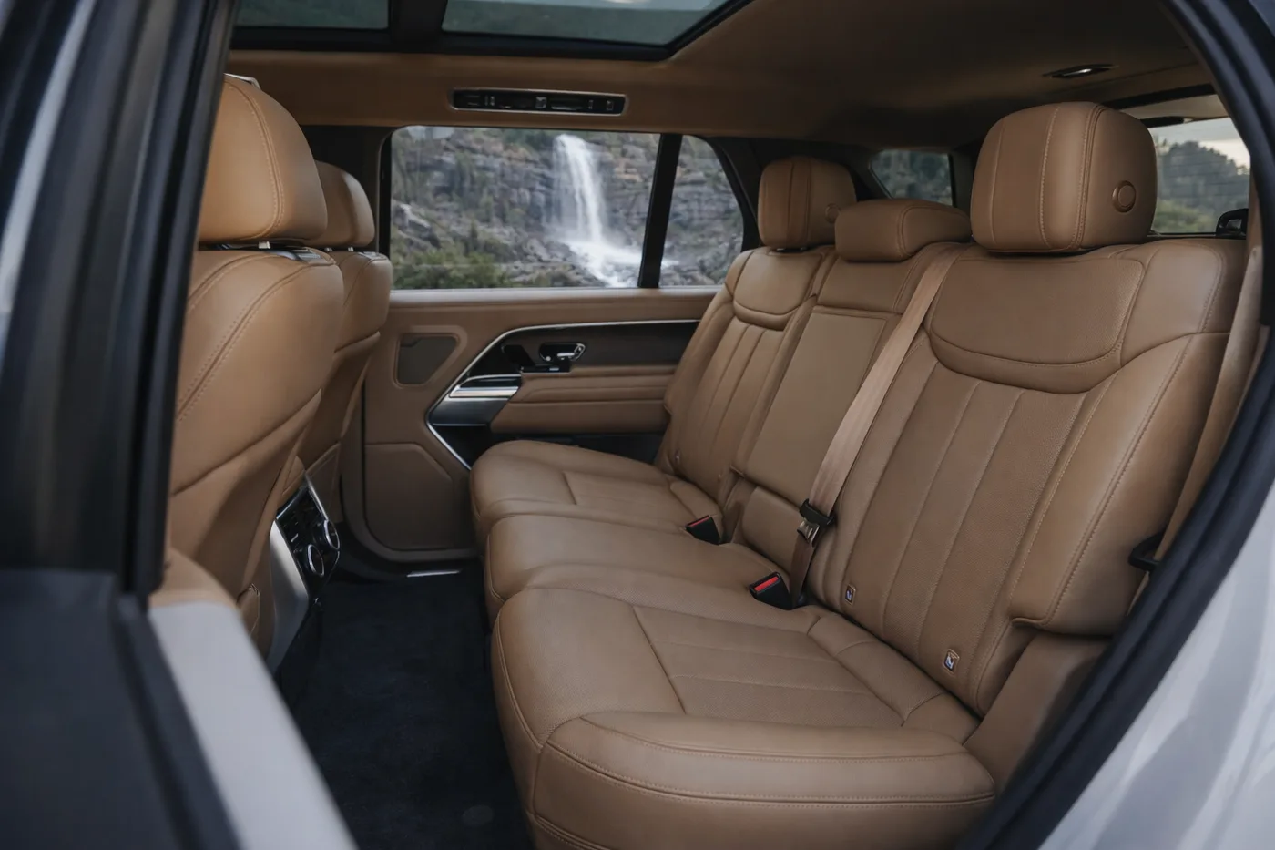 Range Rover LWB - View 9