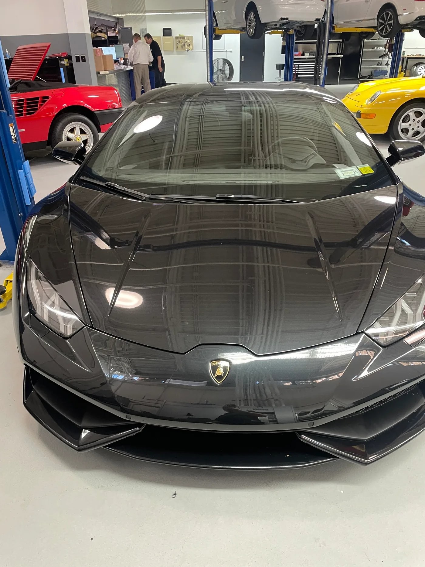 2015 Lamborghini Huracan LP610-4 - View 8