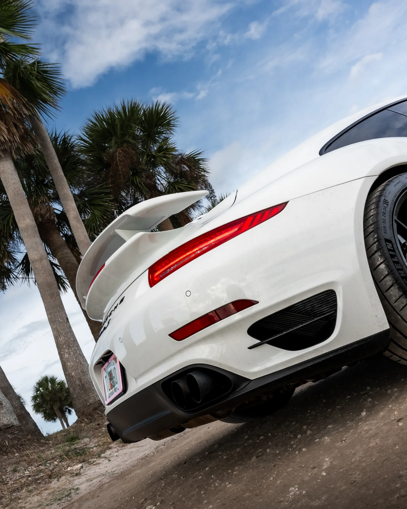Porsche 911 Turbo S 991.1 - View 9