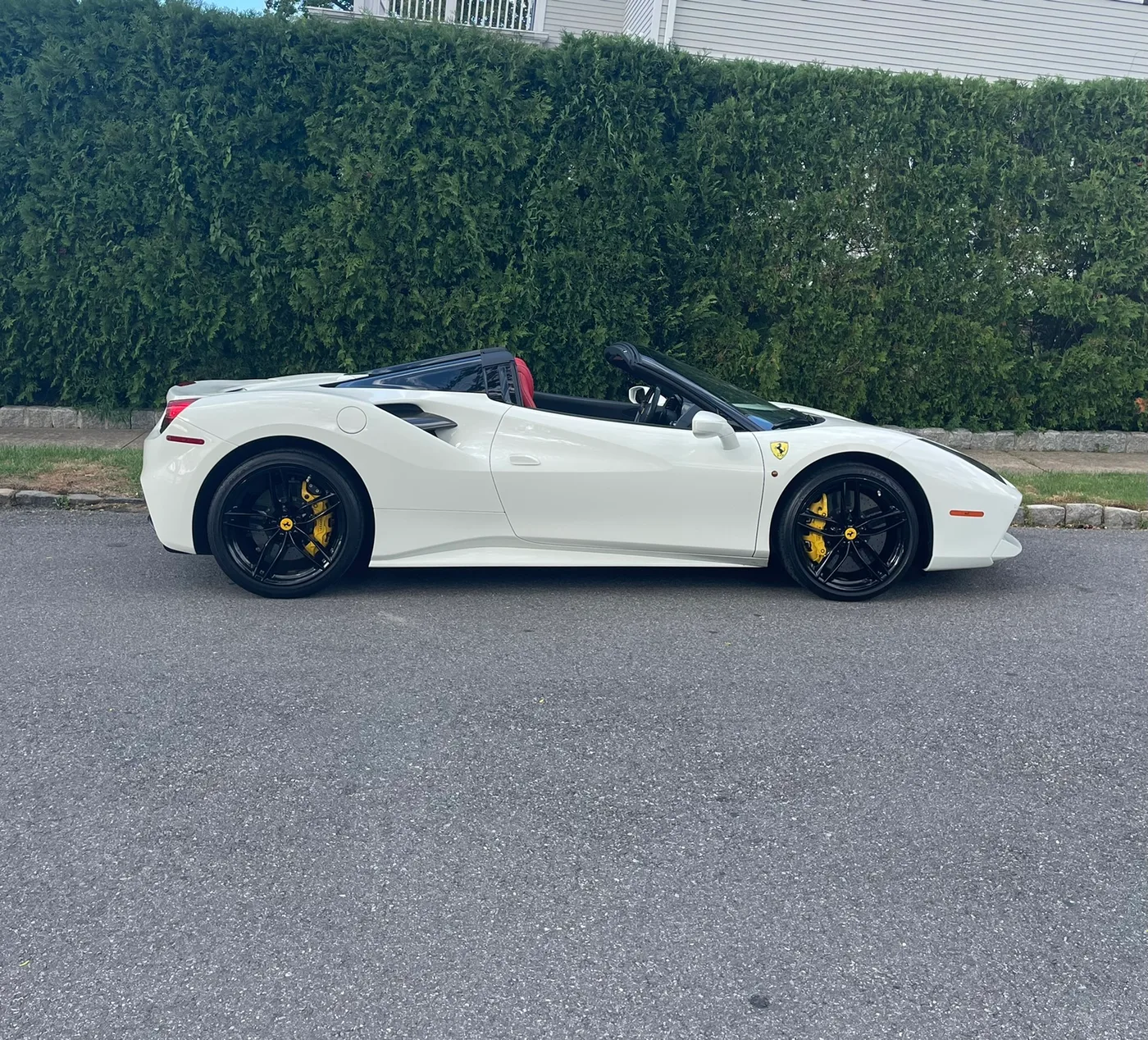 2019 Ferrari 488 Spider - View 5