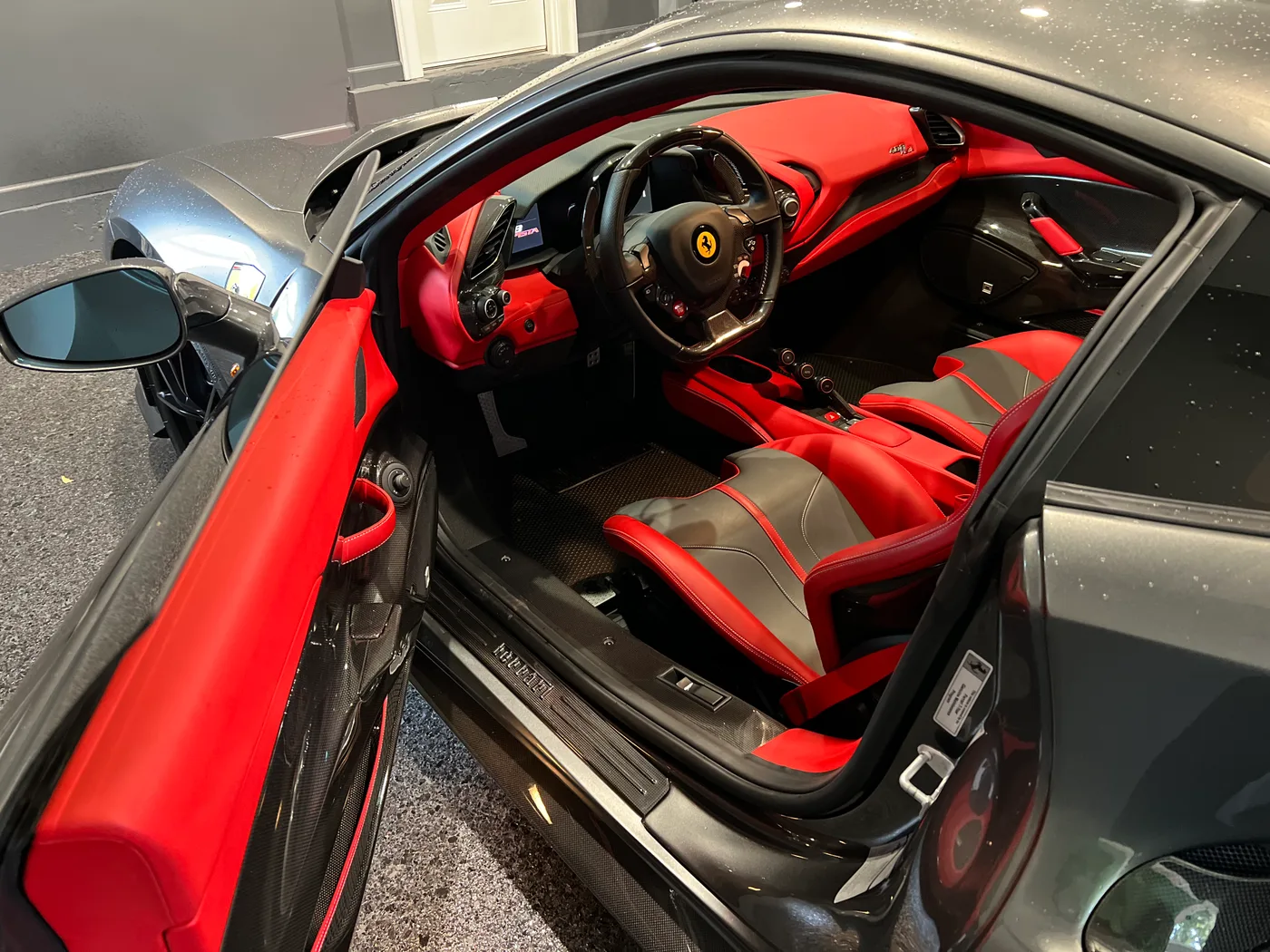 2019 Ferrari 488 Pista Base - View 4