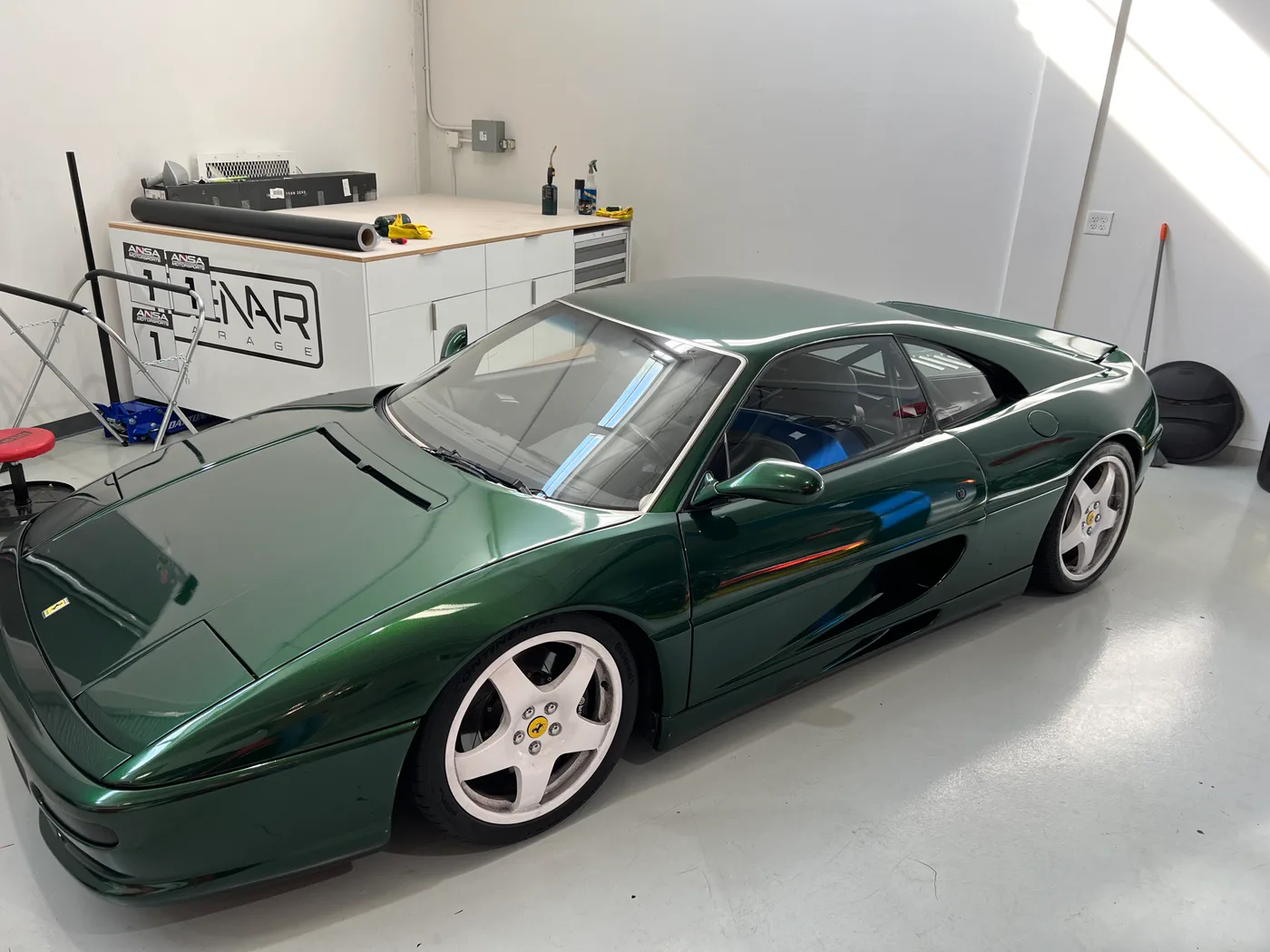 1995 Ferrari F355 Berlinetta - View 3