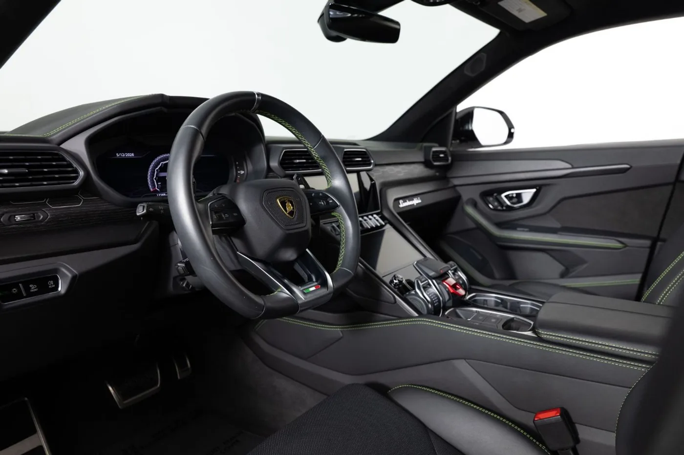 Lamborghini Urus - View 3