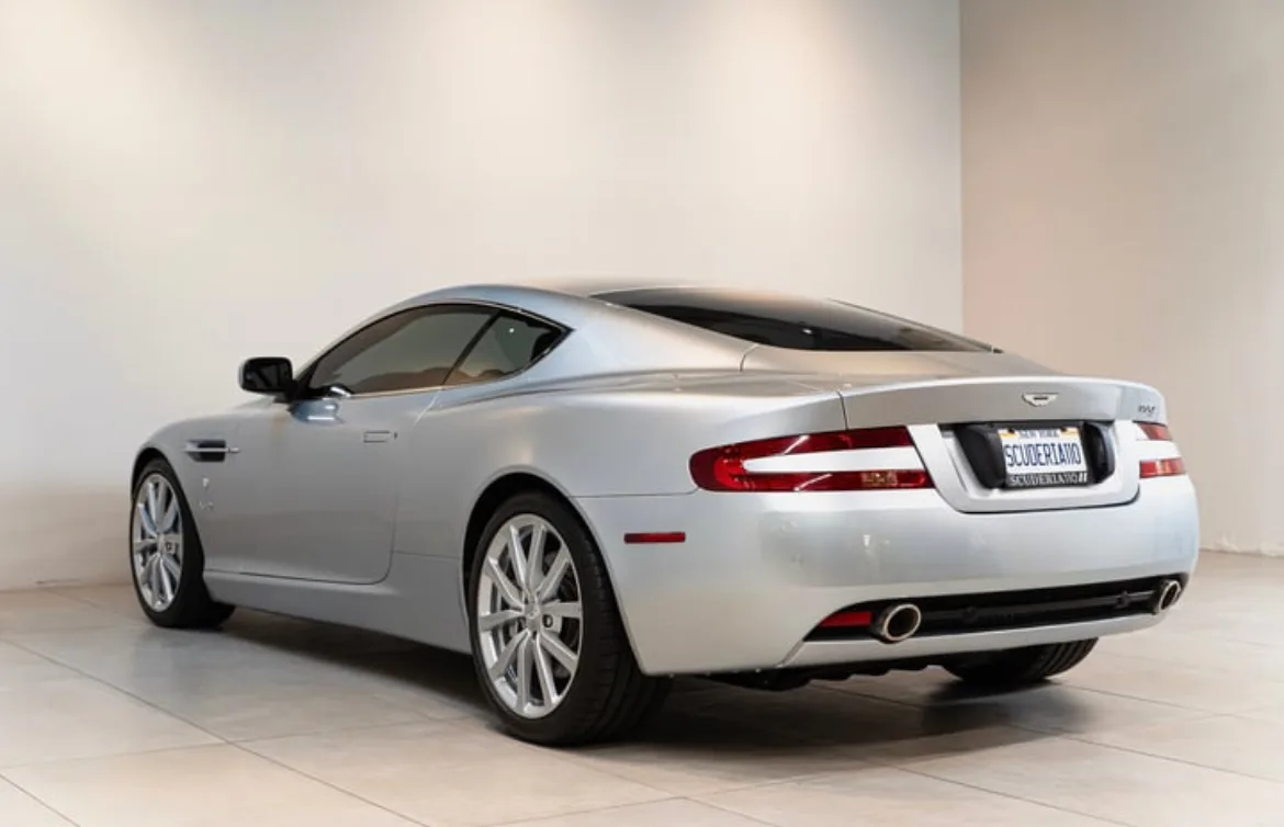 2005 Aston Martin DB9 Base - View 8