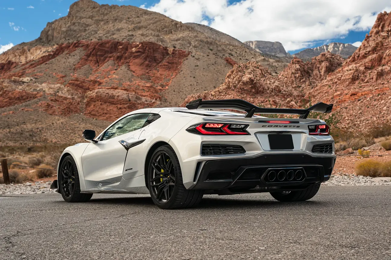 Corvette Z06 - View 8