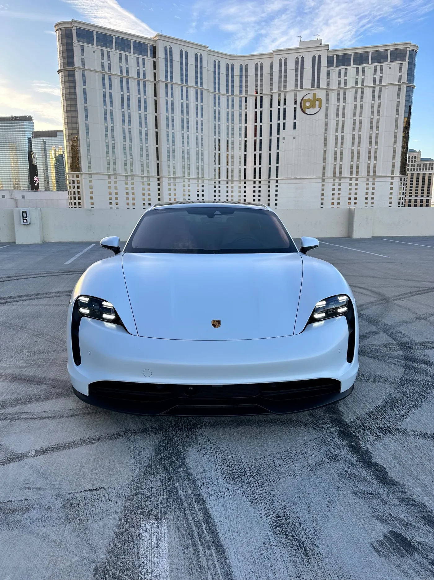 Tycan 4S EV - View 8