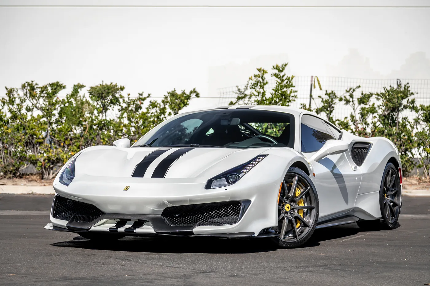 2019 Ferrari 488 GTB Base - View 10