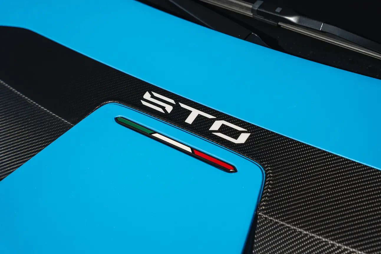 Huracan STO - View 6