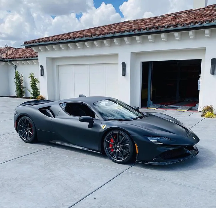 2022 SF90 Stradale