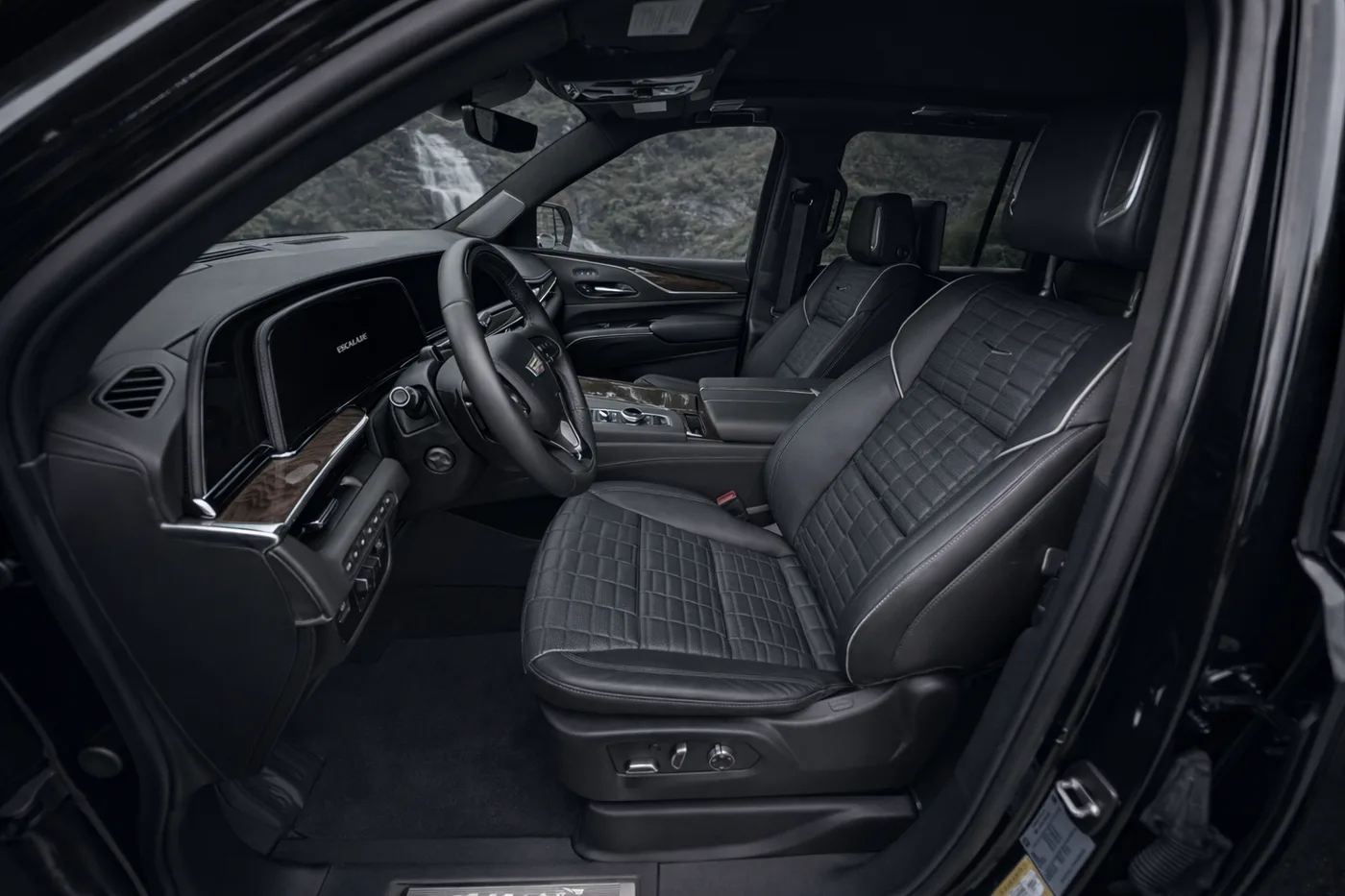 Cadillac Escalade ESV Platinum - View 8