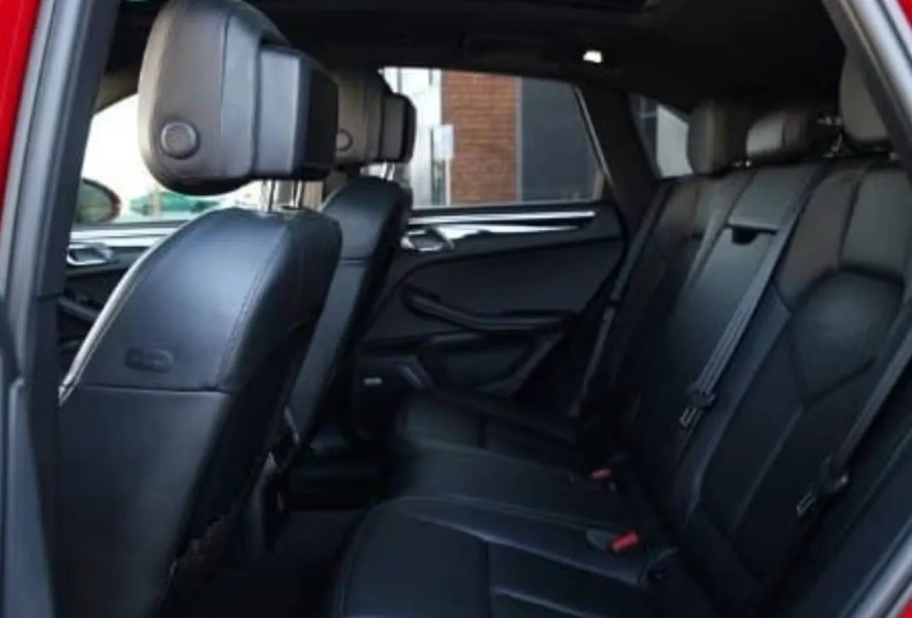 Porsche Macan S - View 4