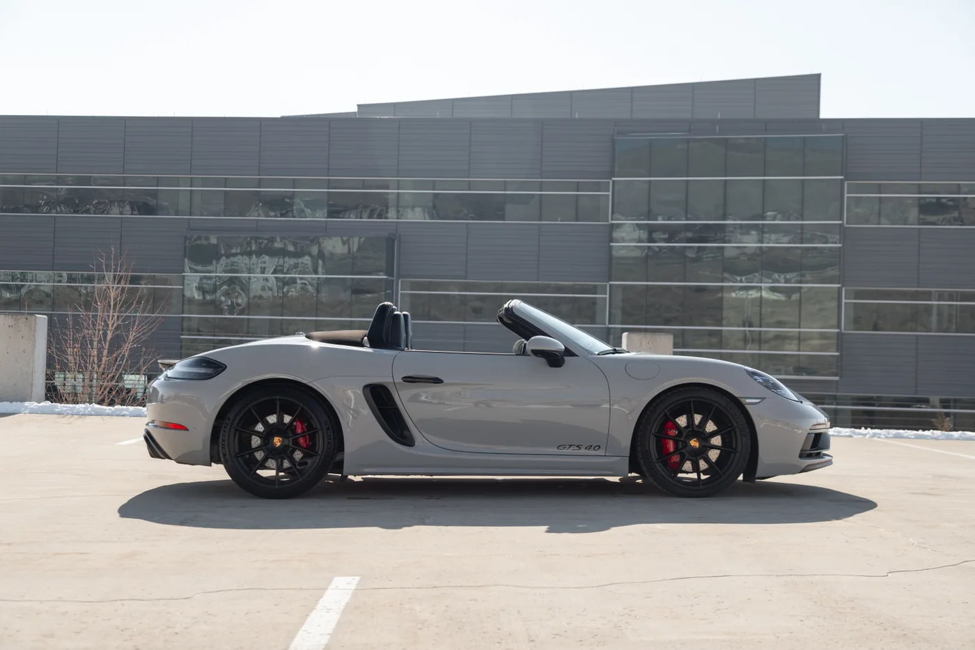Porsche 718 Boxster Spyder - View 3