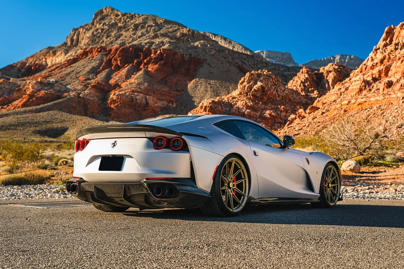 812 Superfast - View 6