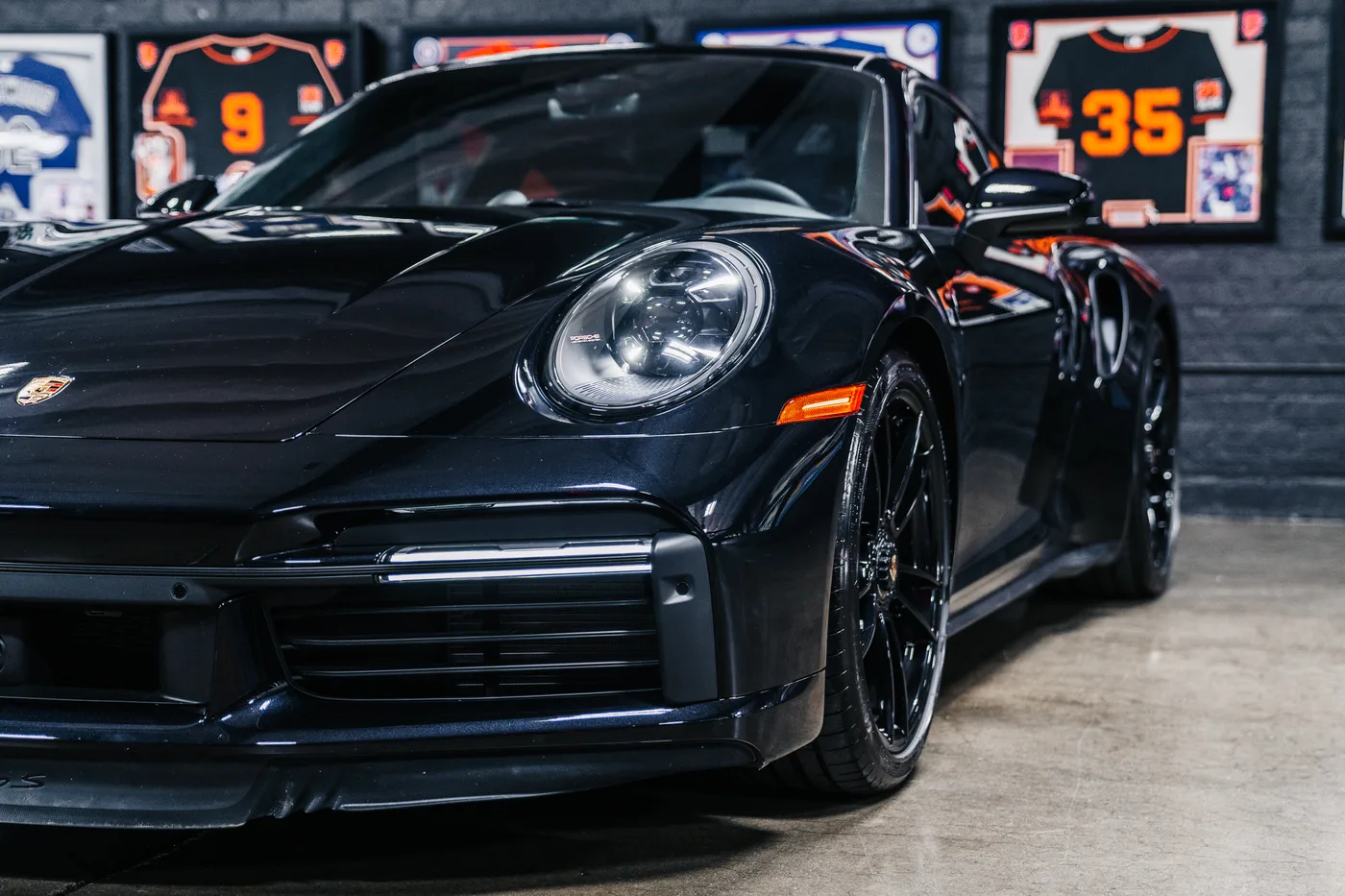 2022 Porsche 911 Turbo S - View 9