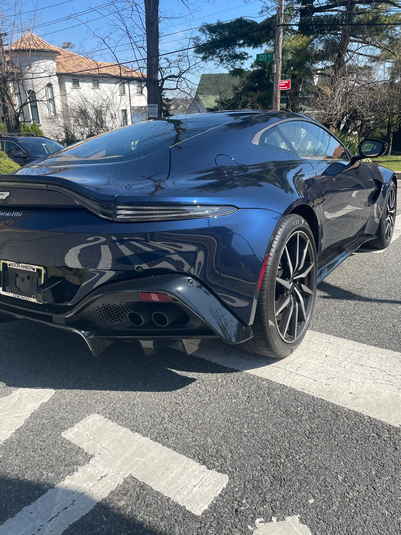 2020 Aston Martin Vantage Base - View 10