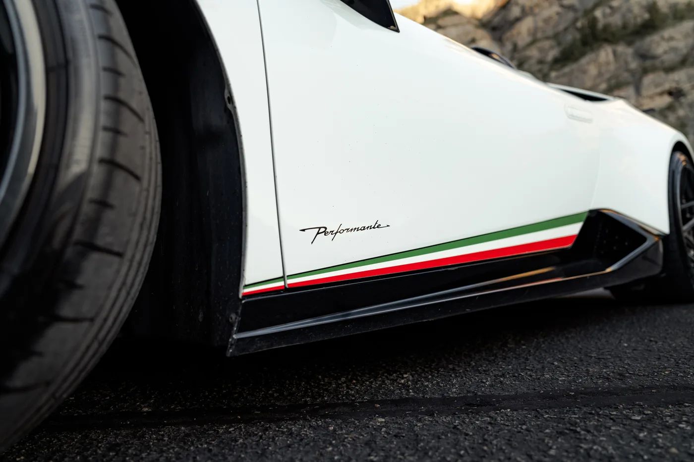 Lamborghini Huracan Performante Spyder - View 5