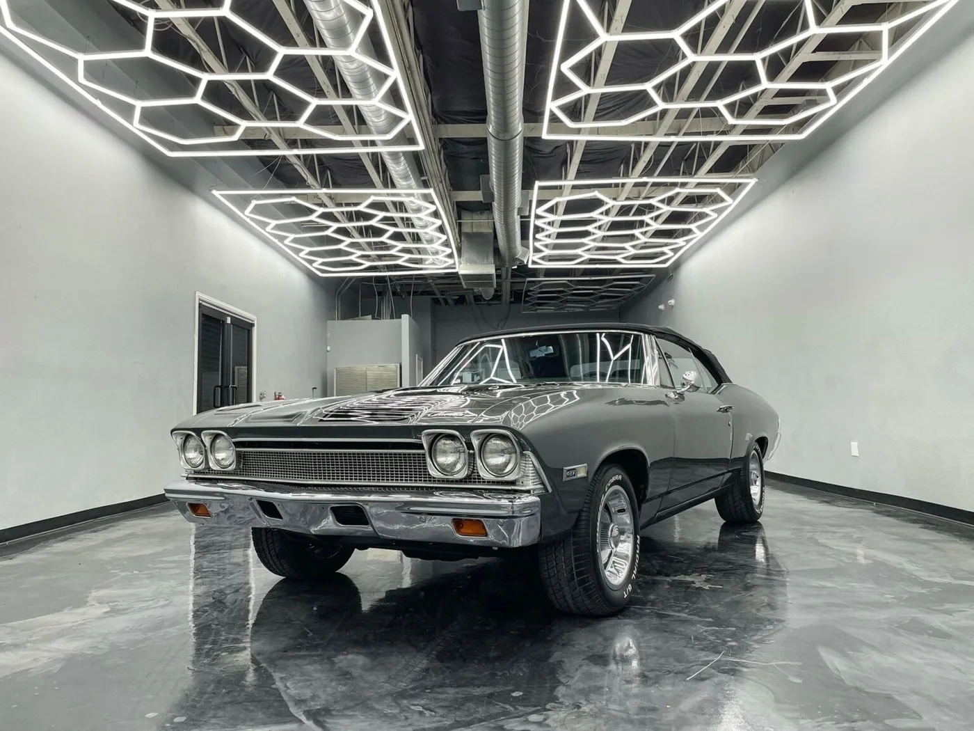 1968 Chevelle Convertible Gray - View 3