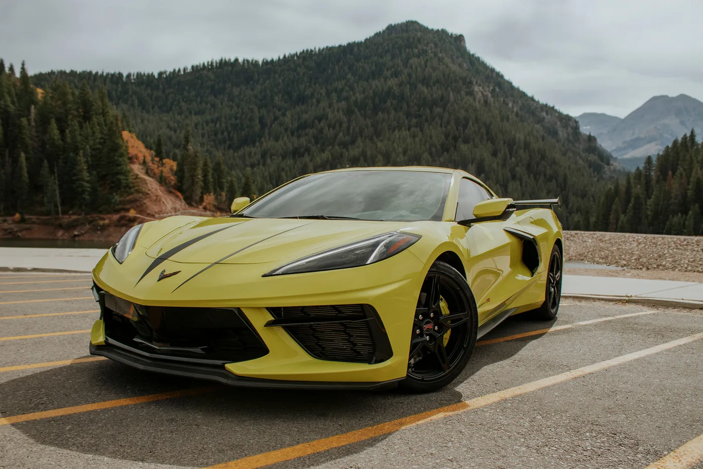 Chevrolet Corvette C8 - View 3