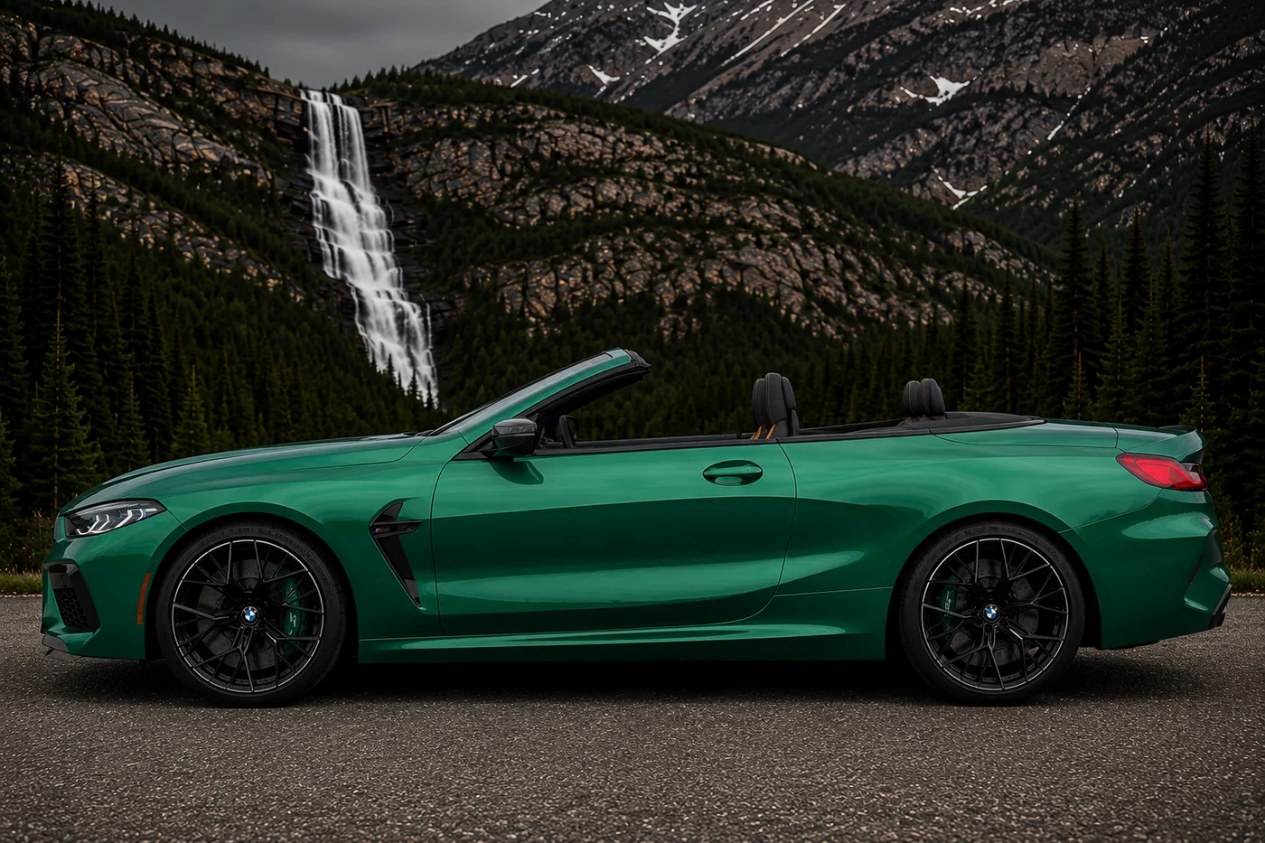 BMW M8 Competition Convertible - View 4