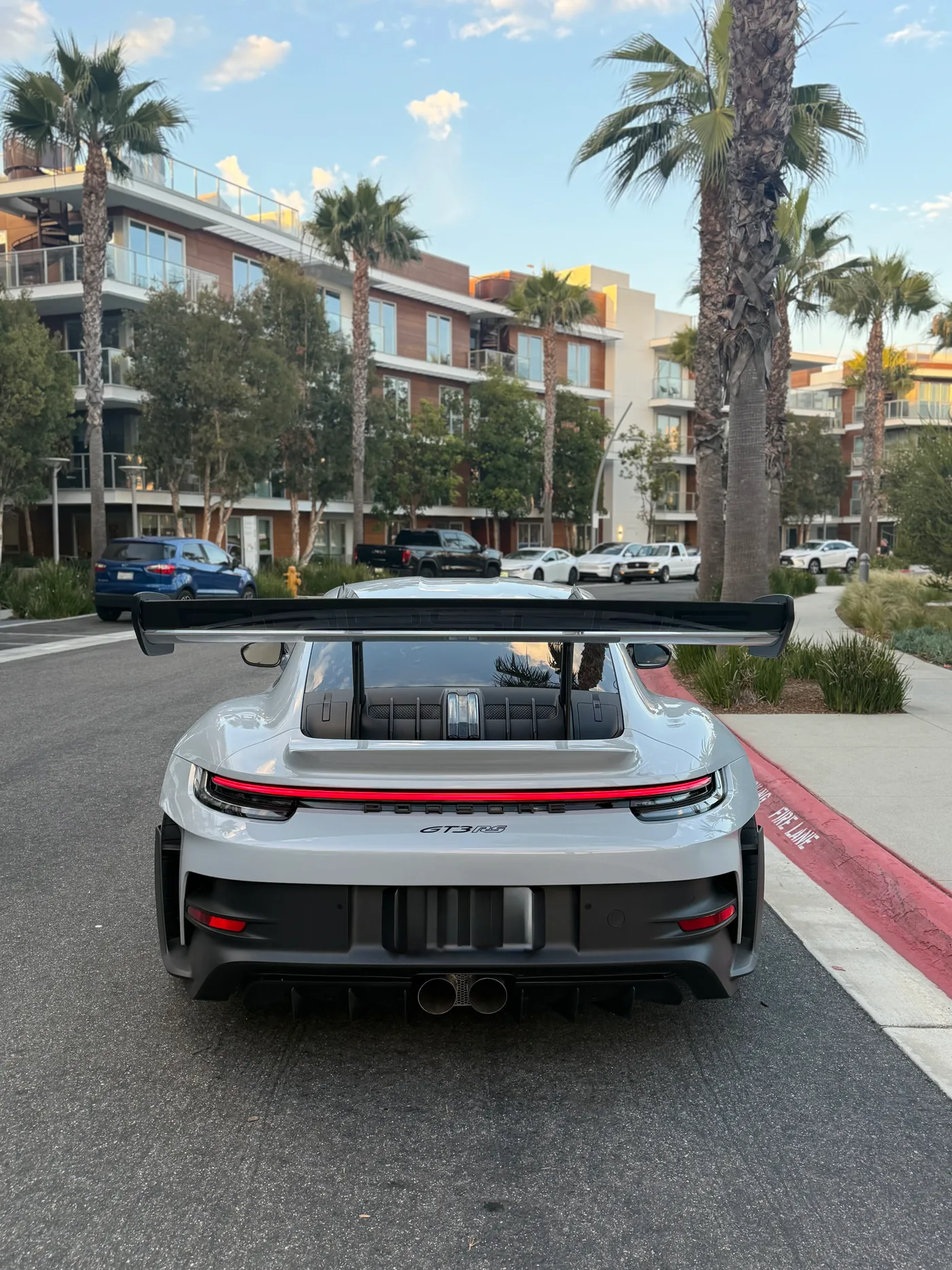 Porsche GT3 RS - View 4