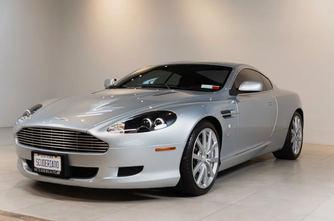 2005 Aston Martin DB9 Base - View 4