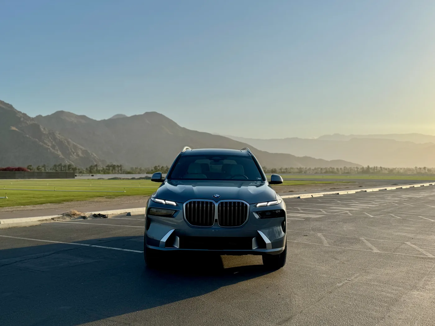 BMW X7 - View 4