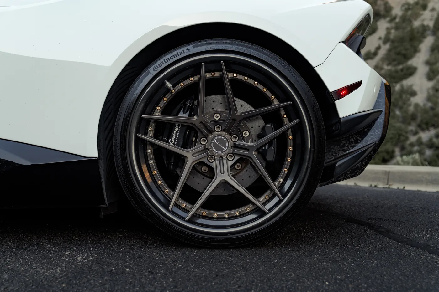 Lamborghini Huracan Performante Spyder - View 6