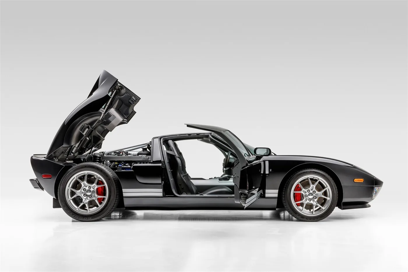 2006 Ford GT Base S/C - View 7
