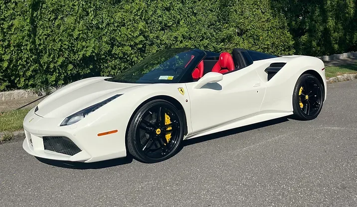2019 Ferrari 488 Spider - View 2