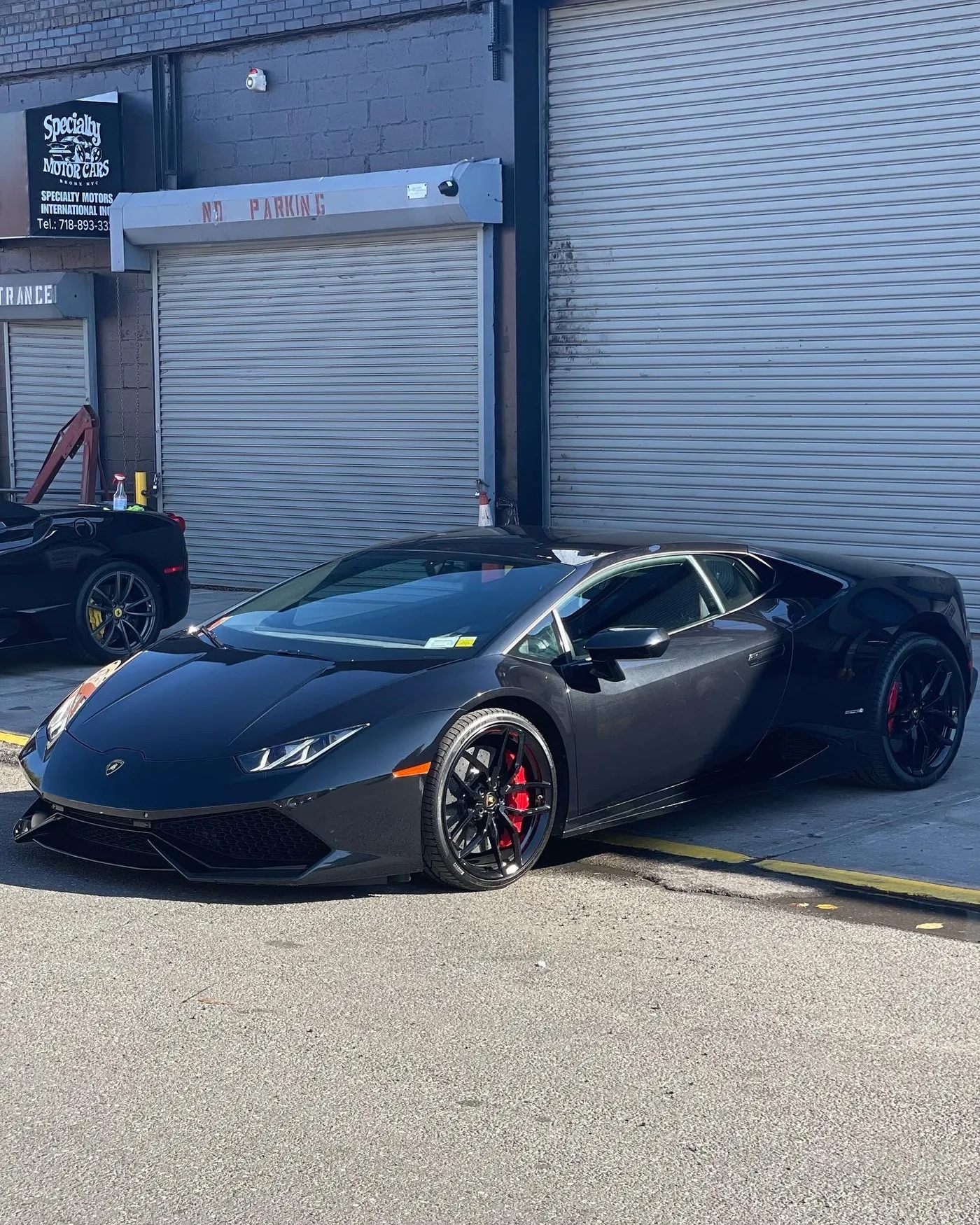 2015 Lamborghini Huracan LP610-4 - View 2