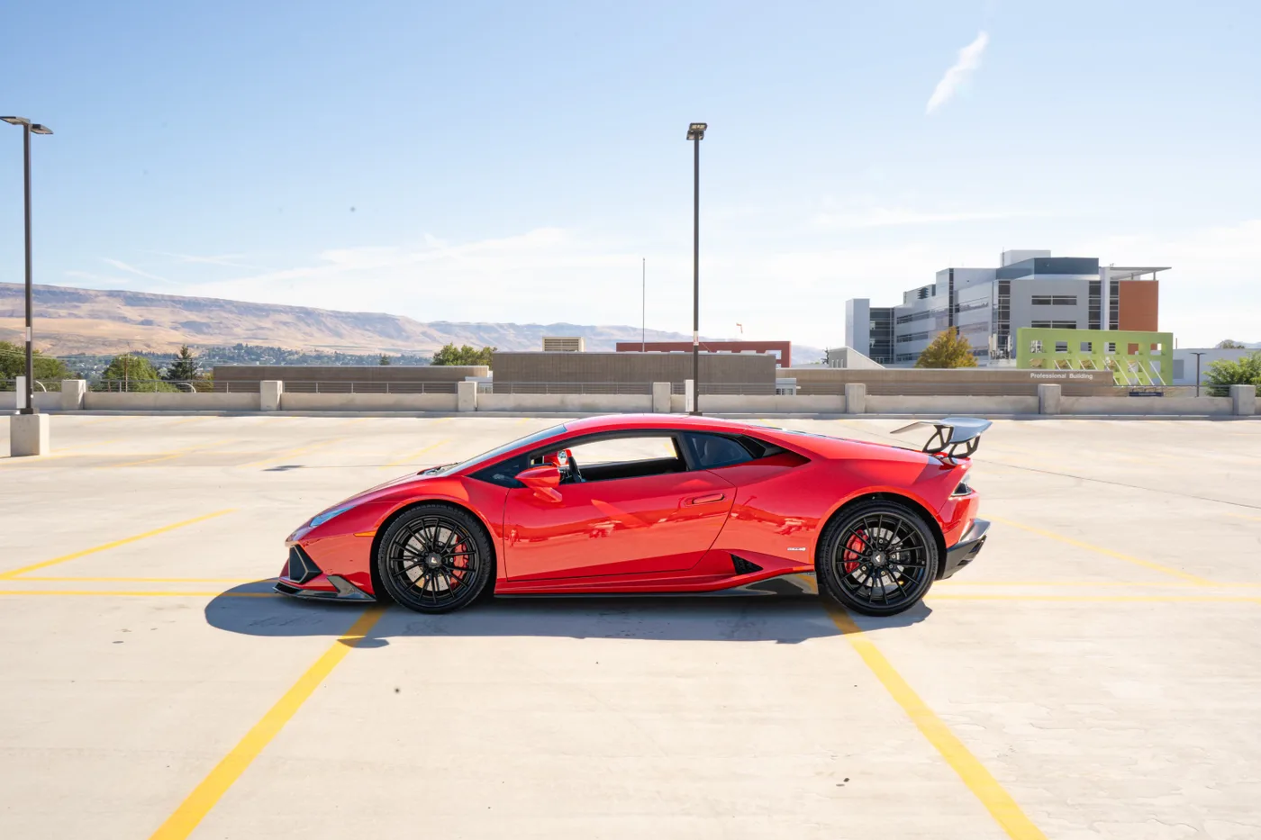 Lamborghini Huracan - View 4