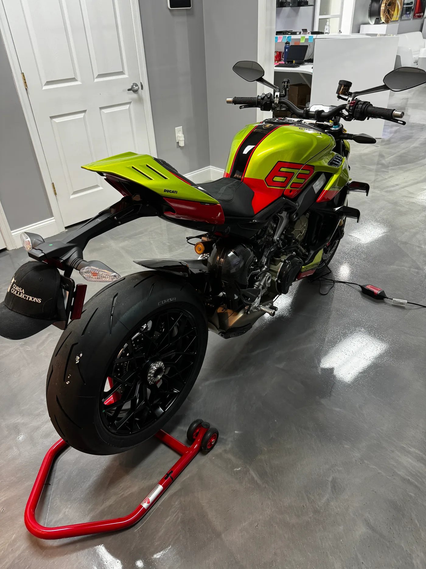 2023 Ducati Lamborghini Streetfighter - View 7