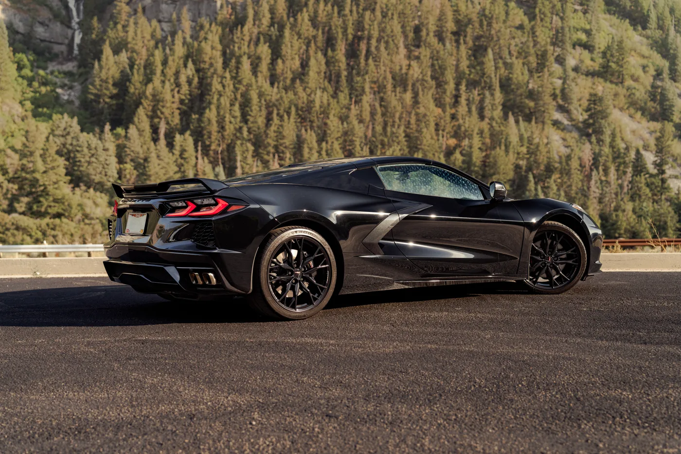 Chevrolet Corvette C8 - View 3