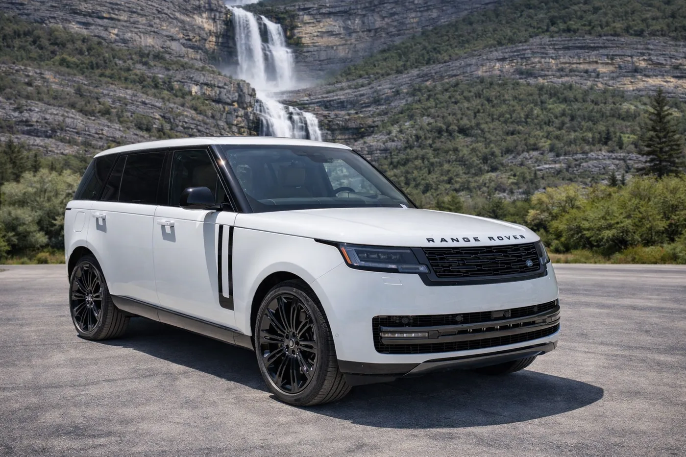 Range Rover LWB - View 3