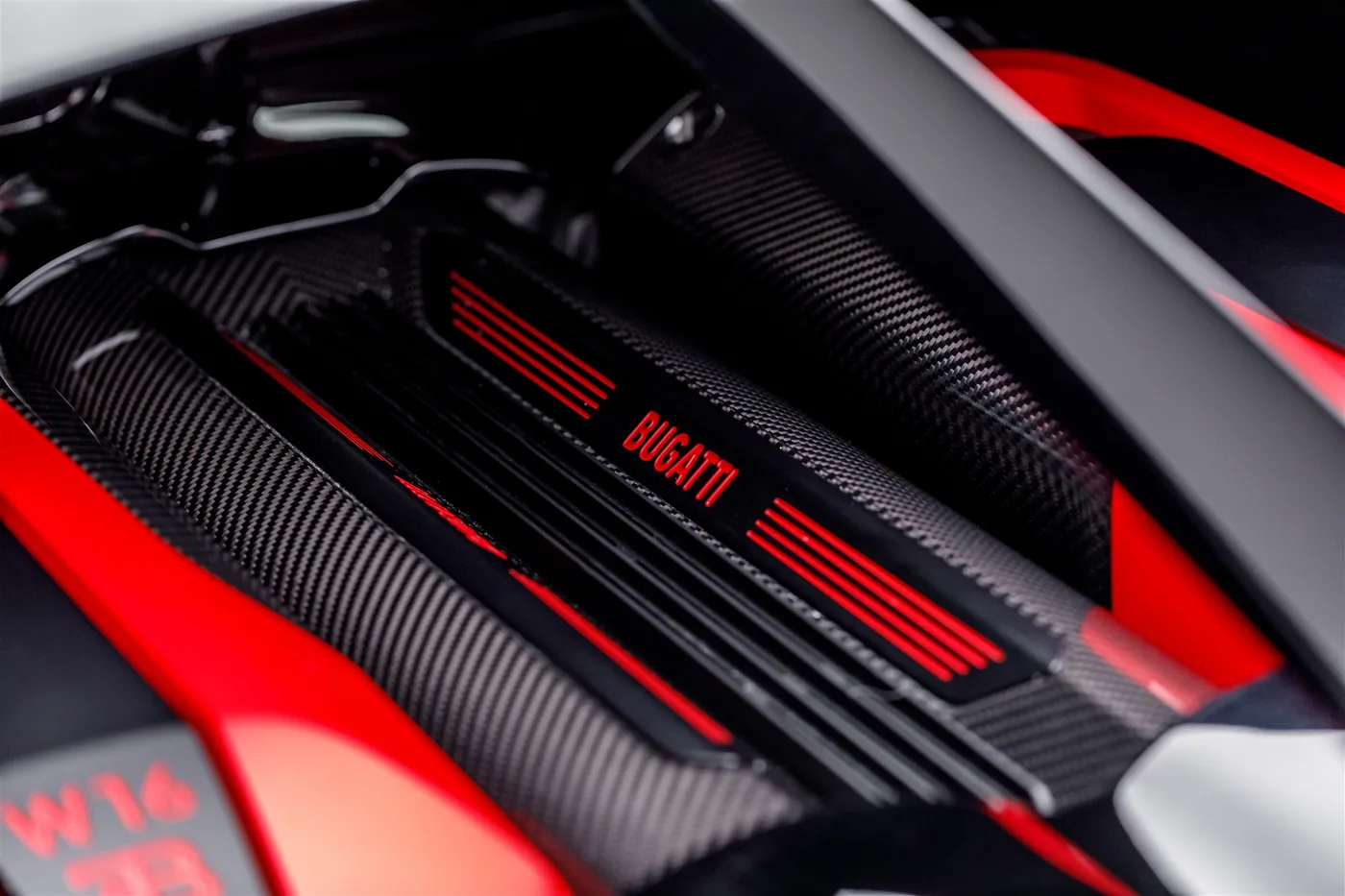2019 Bugatti Chiron Sport - View 5