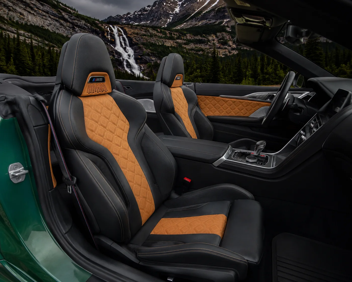 BMW M8 Competition Convertible - View 6