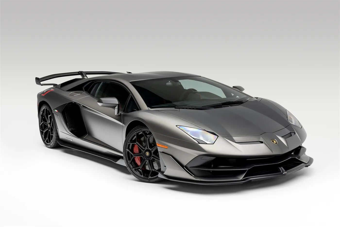 2020 Lamborghini Aventador SVJ - View 7