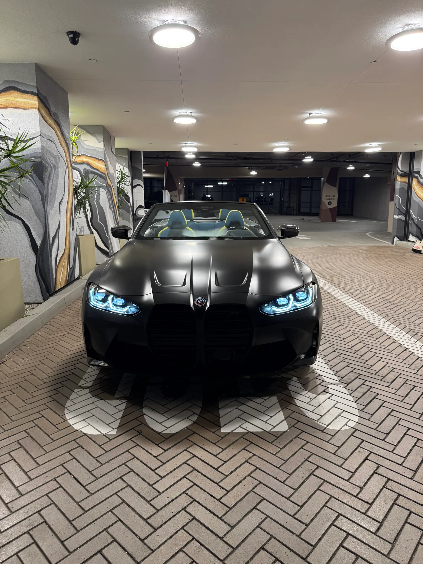 BMW M4 Competition - View 2