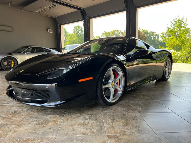 2011 Ferrari 458 Italia - View 6